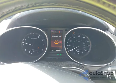 2018 Hyundai Santa Fe Sport z USA, uszkodzony, nr VIN 5XYZWDLA7JG512495